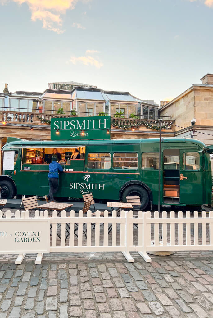 Sipsmiths Express. Copyright@2024 mapandfamily.com